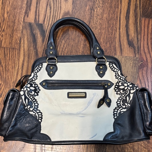 Isabella Fiore | Bags | Isabella Fiore Black Leather Floral  Isabella Fiore Black and Cream Leather Floral Satchel handbag